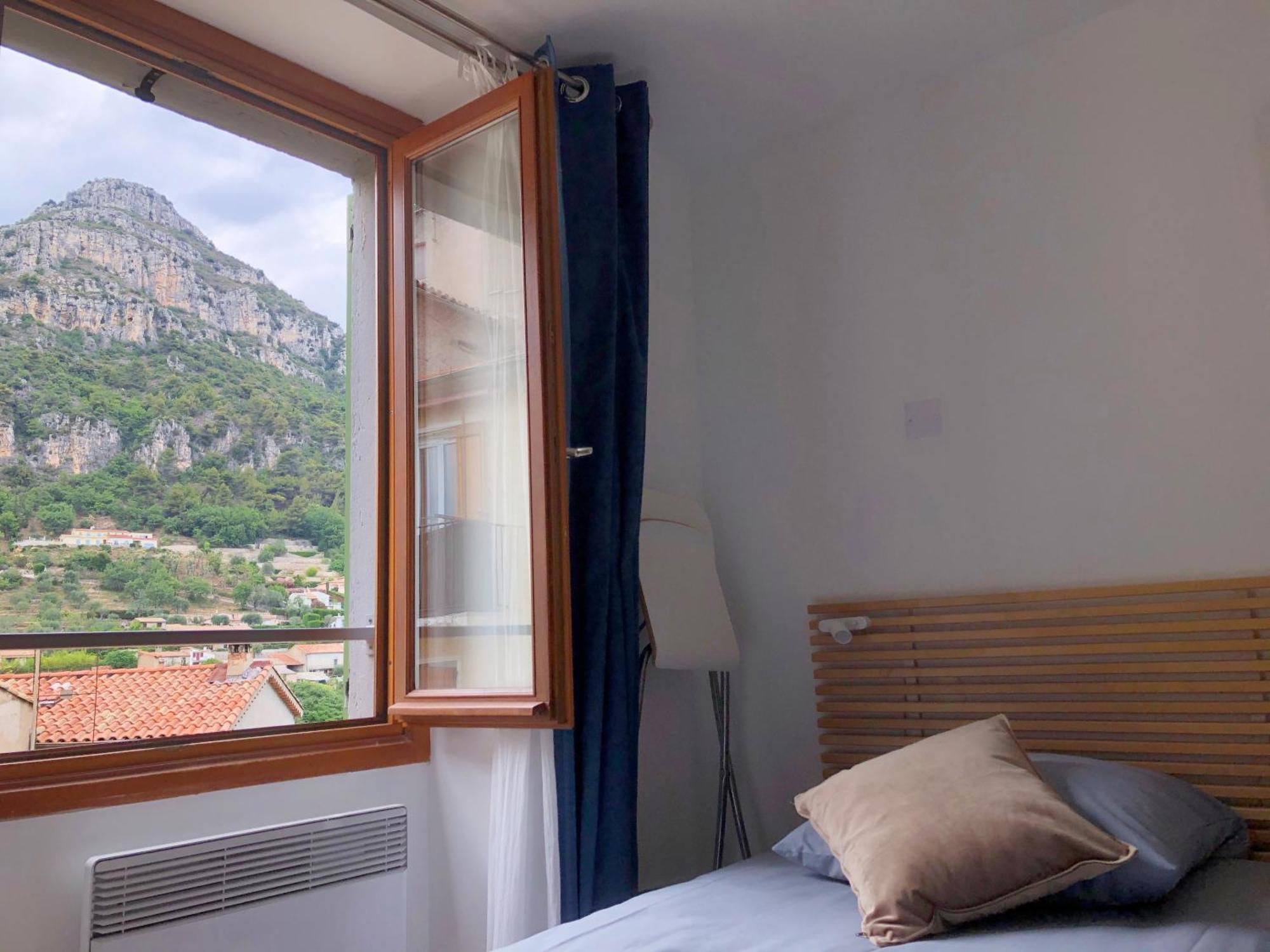 The Frogs' House - Yoga Retreat Bed and Breakfast Saint-Jeannet  Kamer foto