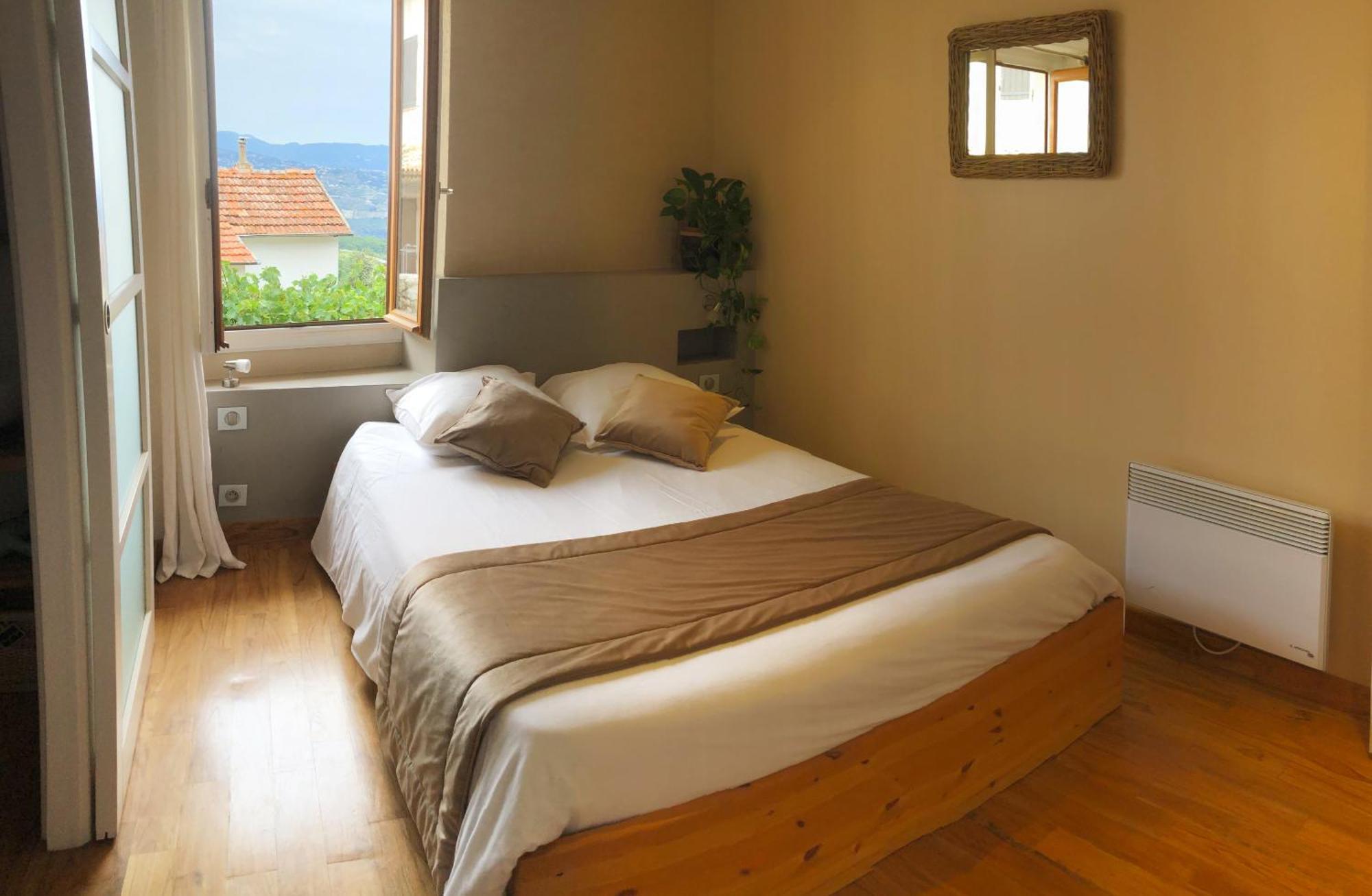The Frogs' House - Yoga Retreat Bed and Breakfast Saint-Jeannet  Kamer foto