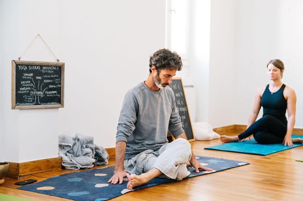 The Frogs' House - Yoga Retreat Bed and Breakfast Saint-Jeannet  Buitenkant foto