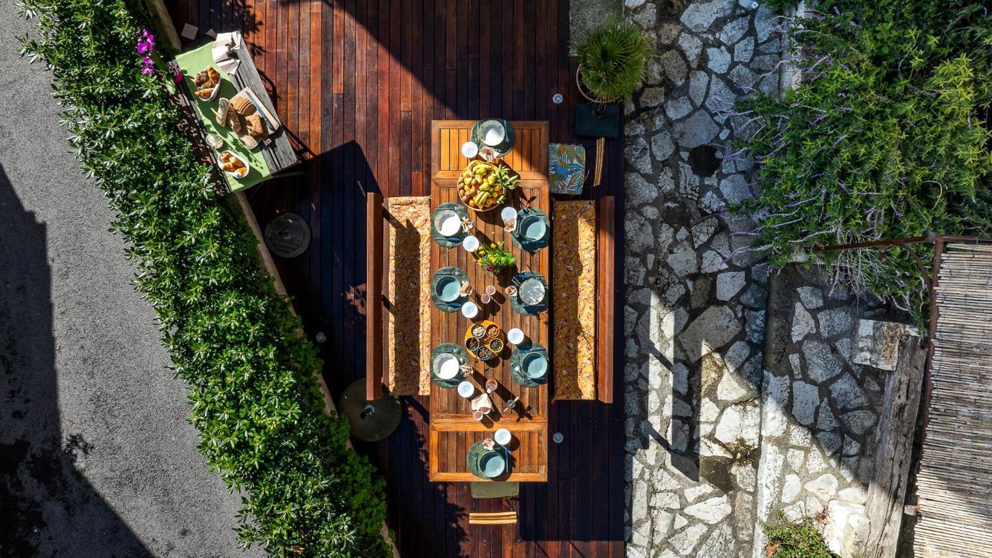 The Frogs' House - Yoga Retreat Bed and Breakfast Saint-Jeannet  Buitenkant foto
